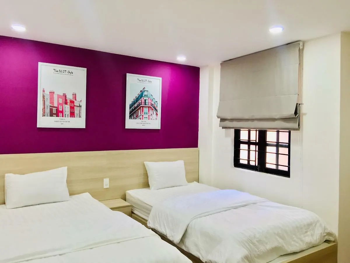 Merci Hotel Nha Trang 2*,